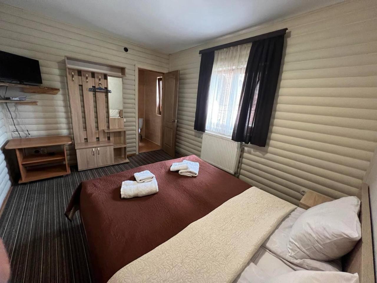 Sadyba Magnat Hotel Dilyatyn Eksteriør billede